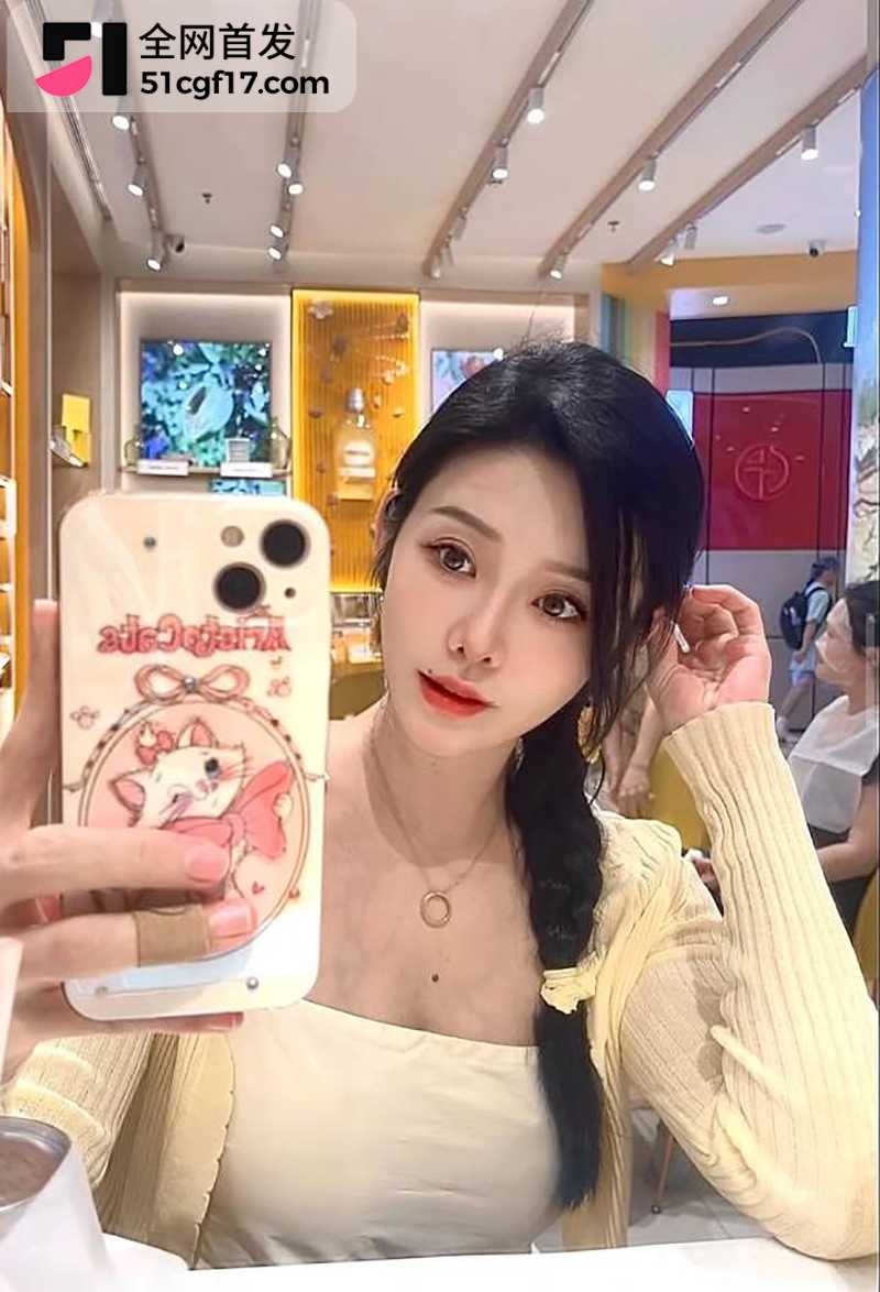 极品高颜值蜜桃臀演员李凯诗不雅视频流出4拷贝