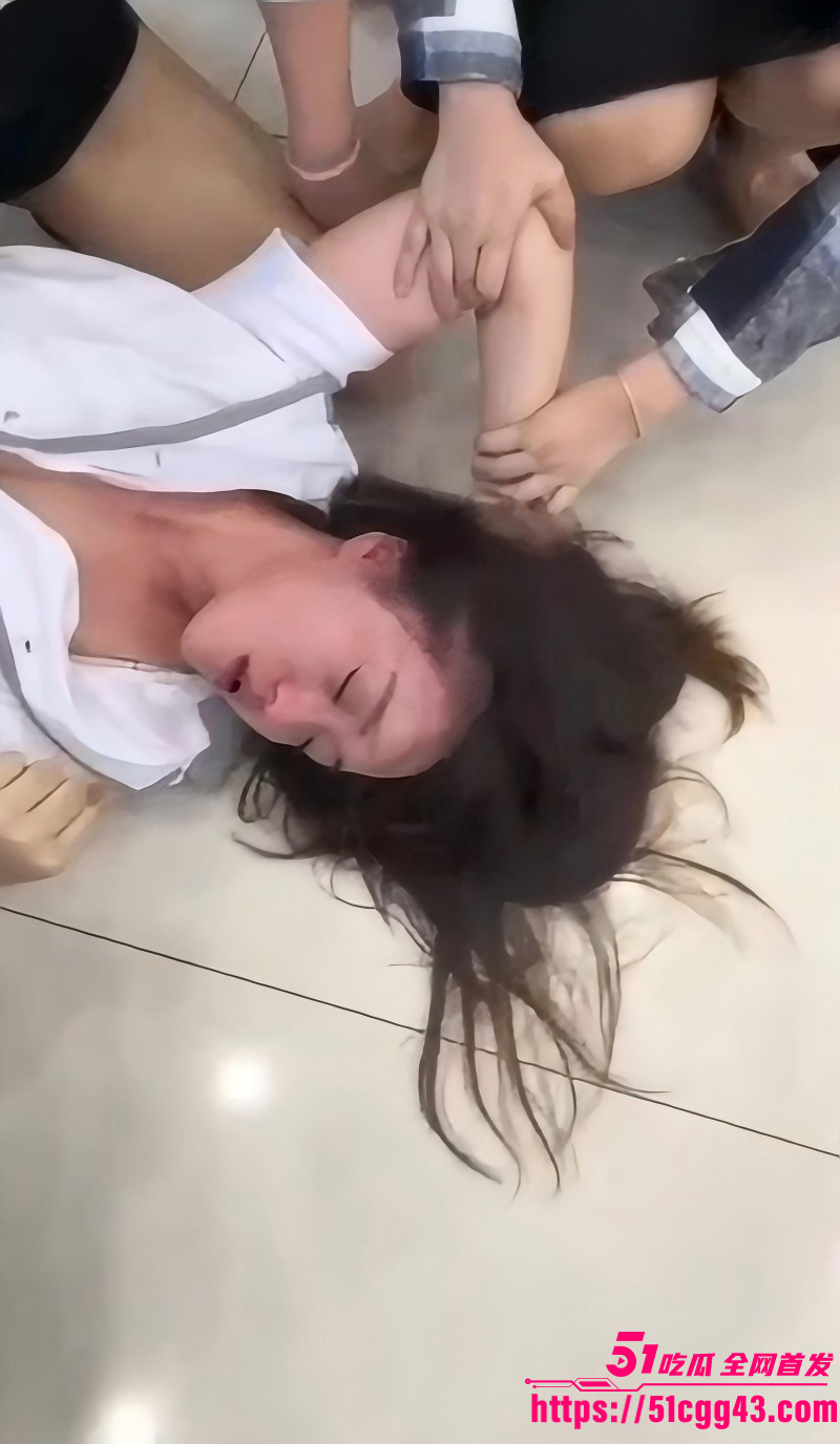 广东深圳原配抓小三视频01 广东深圳原配抓小三视频01