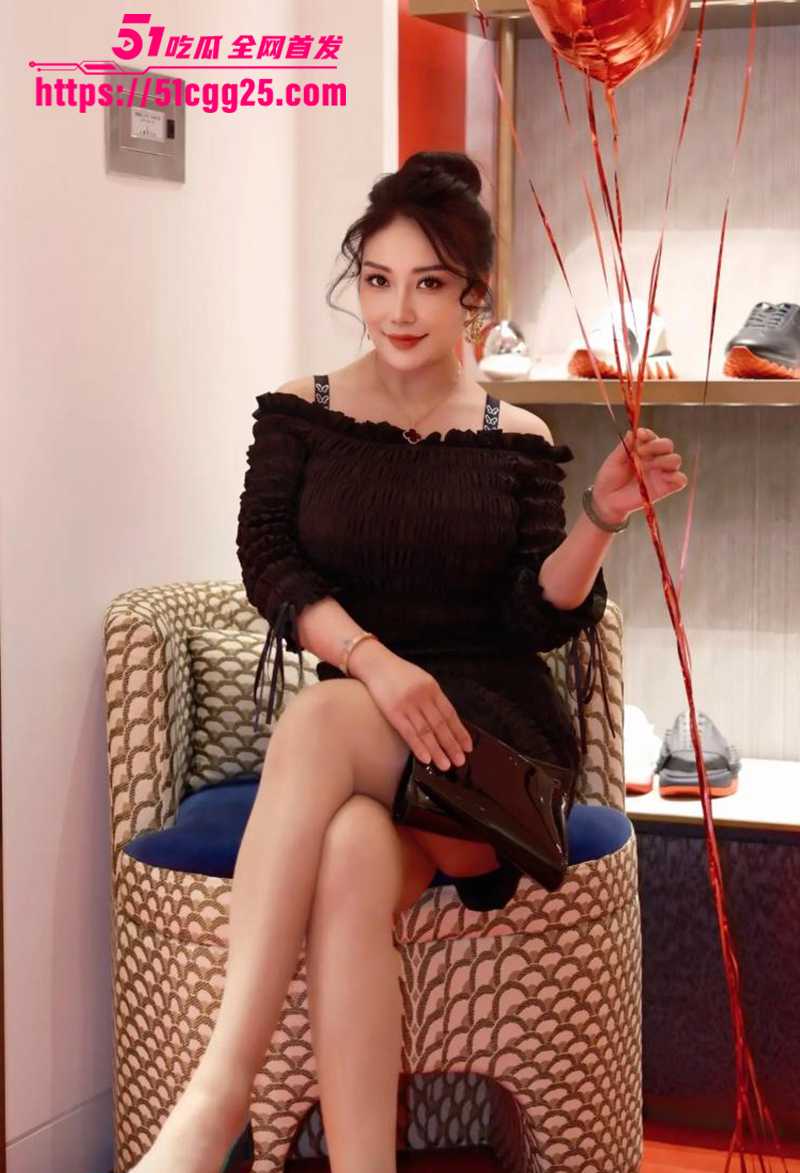 抖音辣妈网红秋芊月约炮视频流出 6 拷贝 抖音辣妈网红秋芊月约炮视频流出 6 拷贝