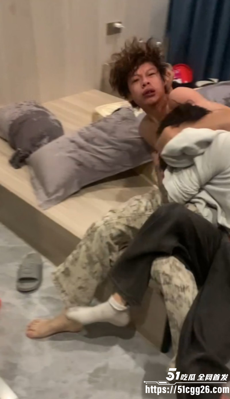 痴情小哥追求白月光6年06 痴情小哥追求白月光6年06