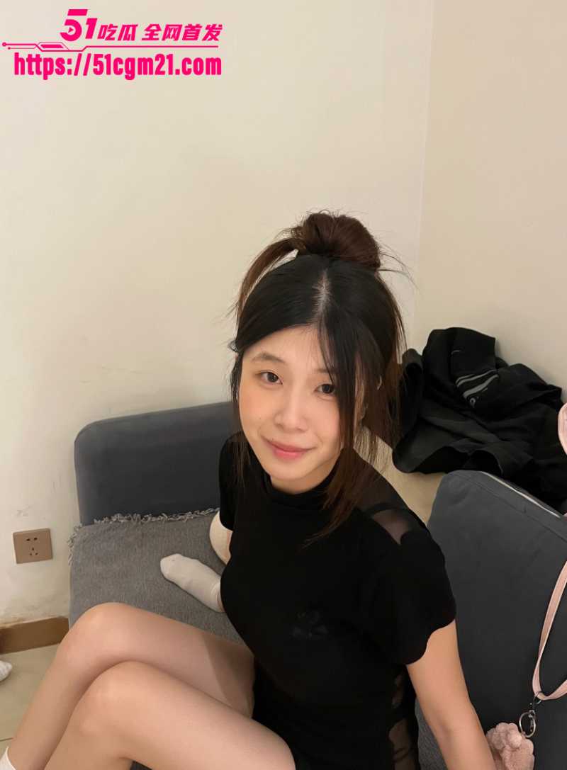 广东精神小妹 群聊爆料私拍 2 广东精神小妹 群聊爆料私拍 2