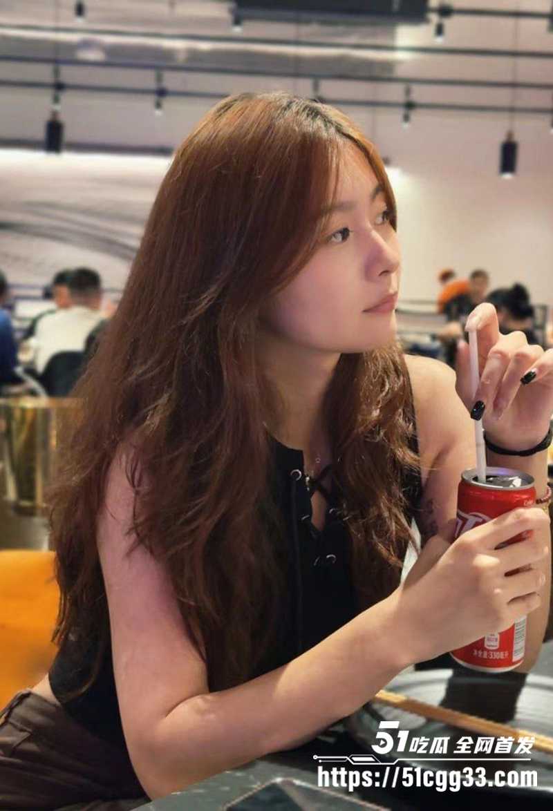 重庆高颜值反差少妇林瑶开档黑丝性爱视频曝光1拷贝 重庆高颜值反差少妇林瑶开档黑丝性爱视频曝光1拷贝