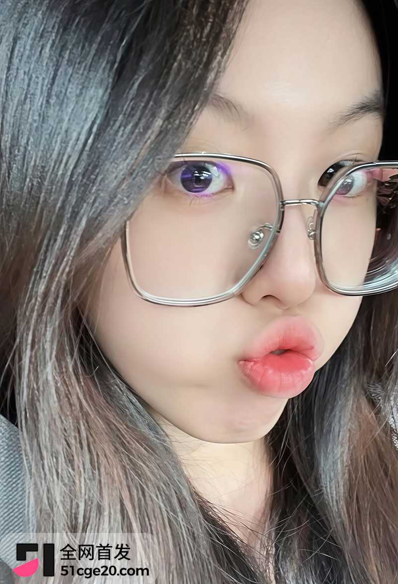 高颜值巨乳反差婊双威大学子欣性爱自拍流出5拷贝 高颜值巨乳反差婊双威大学子欣性爱自拍流出5拷贝