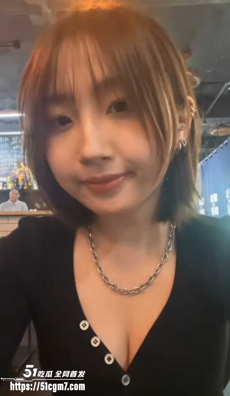 可爱圆脸学生妹 以婕 性爱视频泄密 3 可爱圆脸学生妹 以婕 性爱视频泄密 3