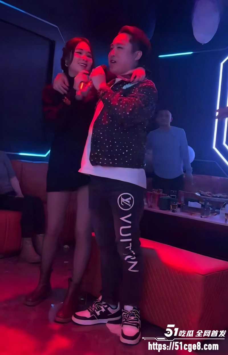 快手网红散打哥婚内出轨016 快手网红散打哥婚内出轨016