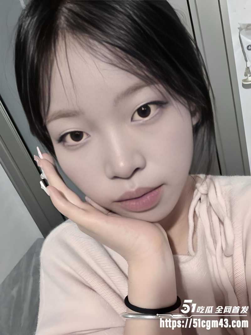 宁夏清纯女大李婕莹 2 宁夏清纯女大李婕莹 2