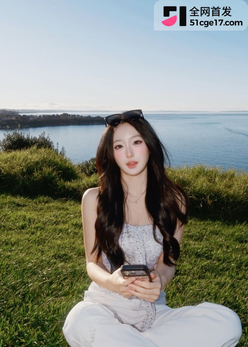 00后摄影师 徐婧瑄 线下约炮视频 2 00后摄影师 徐婧瑄 线下约炮视频 2