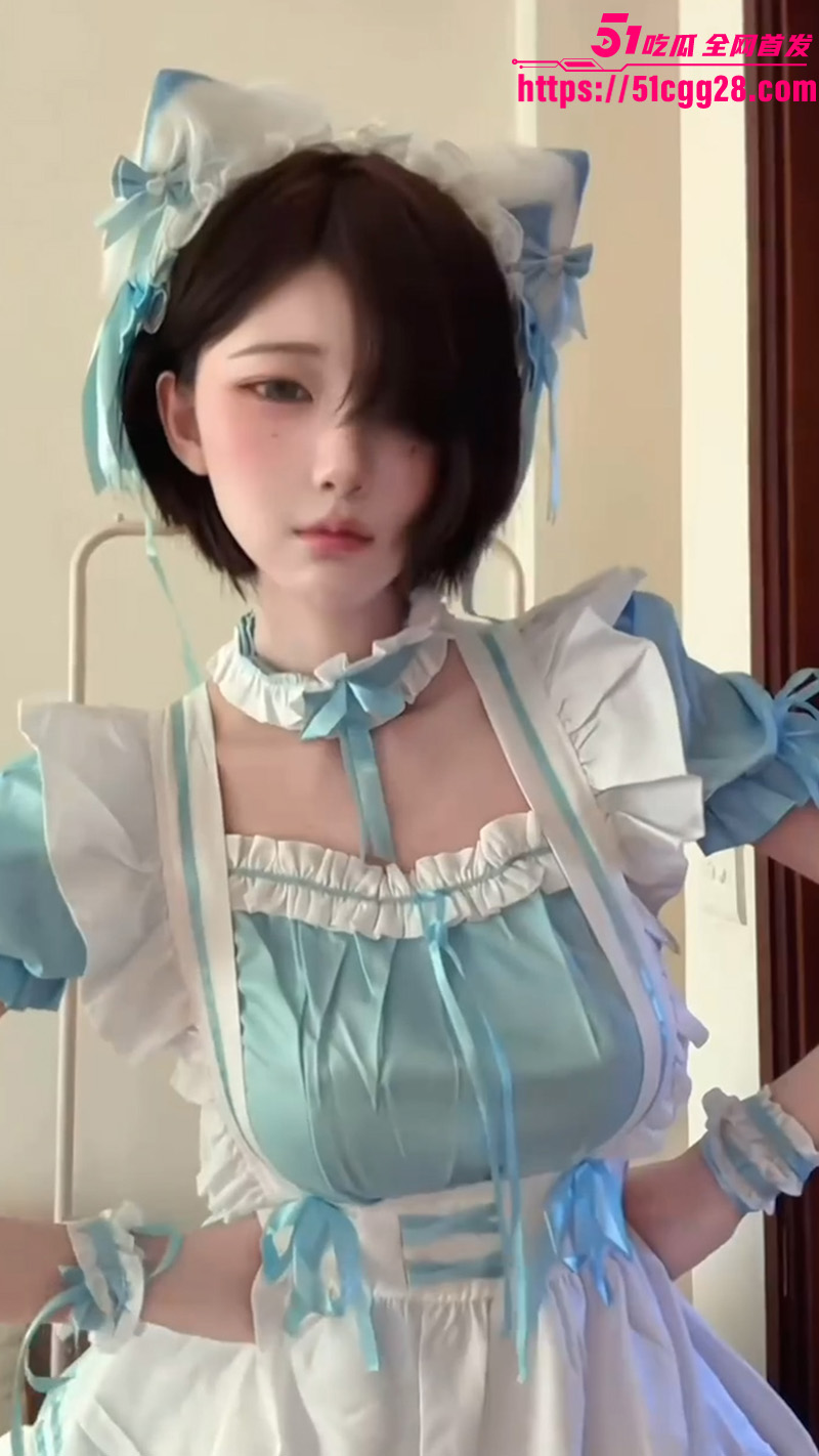 3 3