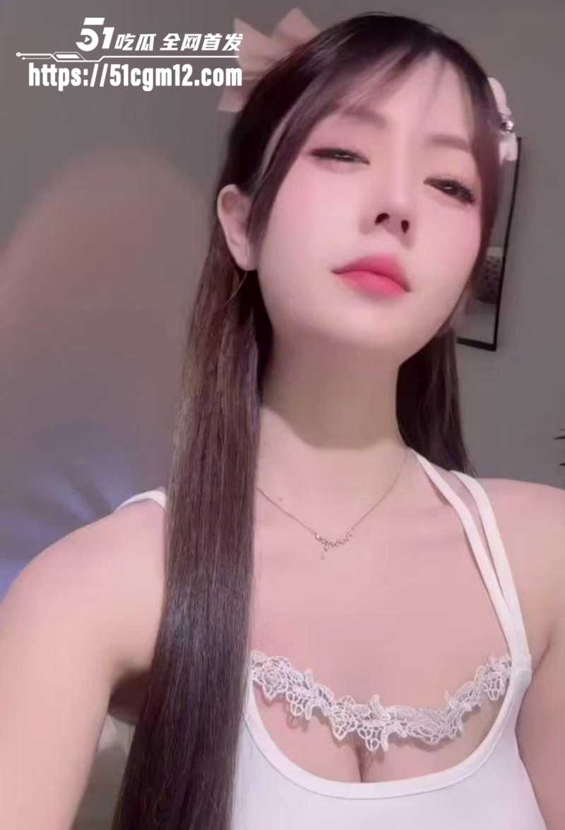 手顶级清纯网红诗诗反差御姐定制福利骚舞视频流出3拷贝 手顶级清纯网红诗诗反差御姐定制福利骚舞视频流出3拷贝