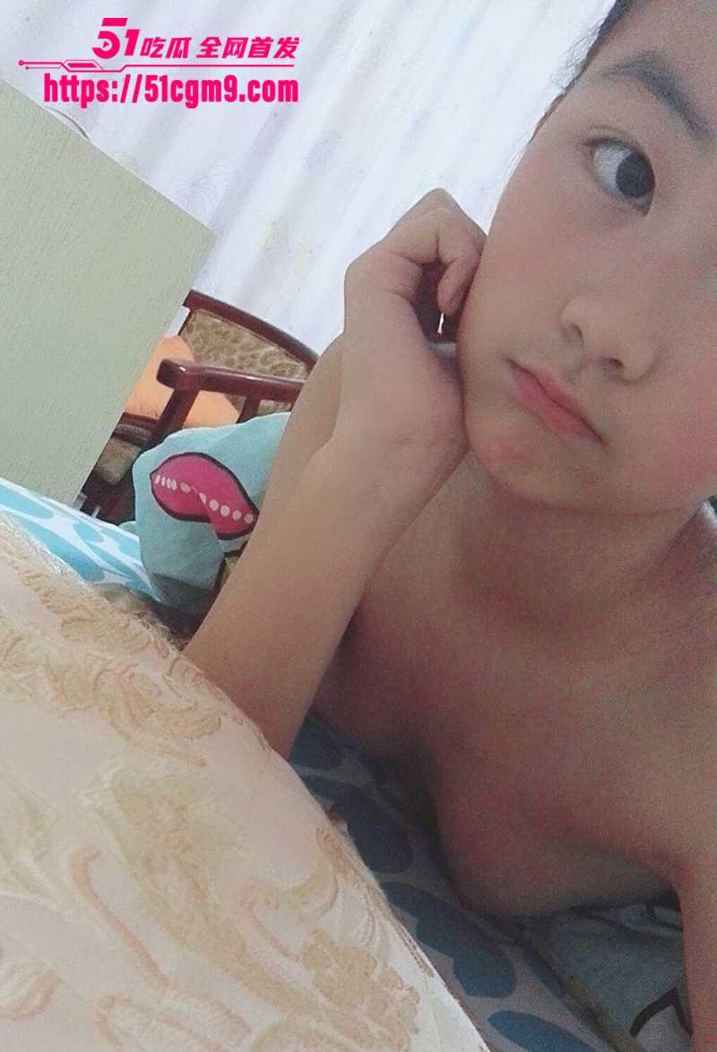 江西科技大学大三萝莉甜妹李煊自拍自慰视频曝光5拷贝 江西科技大学大三萝莉甜妹李煊自拍自慰视频曝光5拷贝