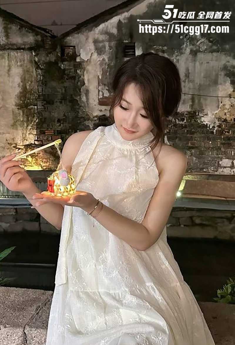 白皙蜜桃臀少妇江茹钦调教性爱视频流出3拷贝 白皙蜜桃臀少妇江茹钦调教性爱视频流出3拷贝
