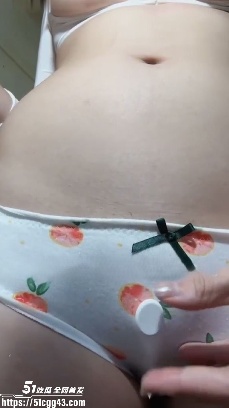 极品福利姬yum707漫步pro跳蛋真实测评 2 极品福利姬yum707漫步pro跳蛋真实测评 2