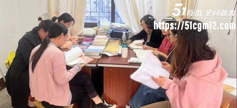 湖南祁东职校95后女老师徐西婷下海卖片033 湖南祁东职校95后女老师徐西婷下海卖片033