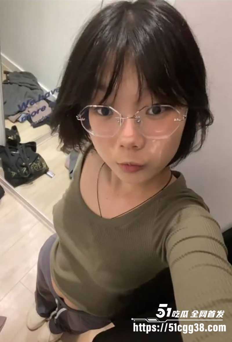 大一眼镜学生妹马梓怡不雅视频曝光 2 拷贝 大一眼镜学生妹马梓怡不雅视频曝光 2 拷贝