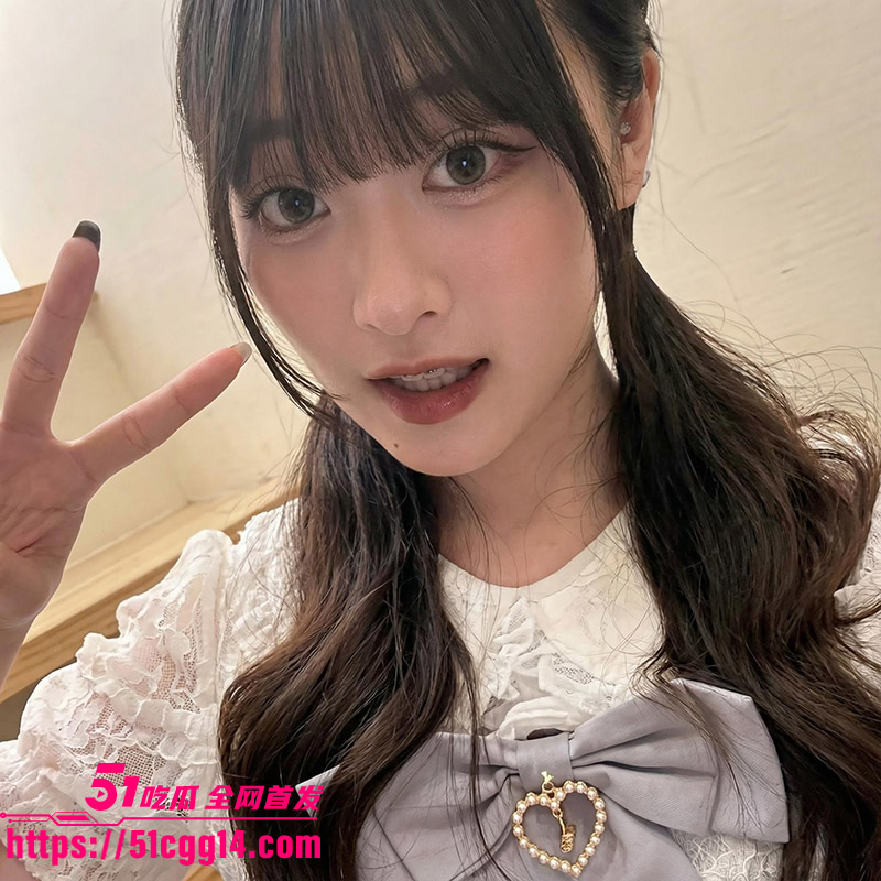 超嫩眼镜妹 黎莉2 超嫩眼镜妹 黎莉2