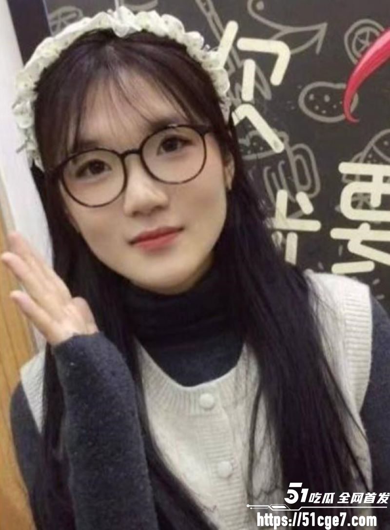 抖音网红不吃汉堡假单身人设翻车 5 抖音网红不吃汉堡假单身人设翻车 5