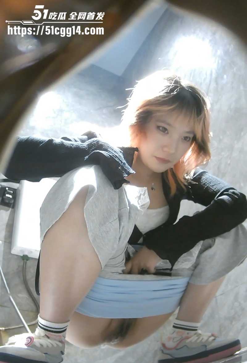 精品厕拍颜值美女脸逼同框视频流出 6 拷贝 精品厕拍颜值美女脸逼同框视频流出 6 拷贝