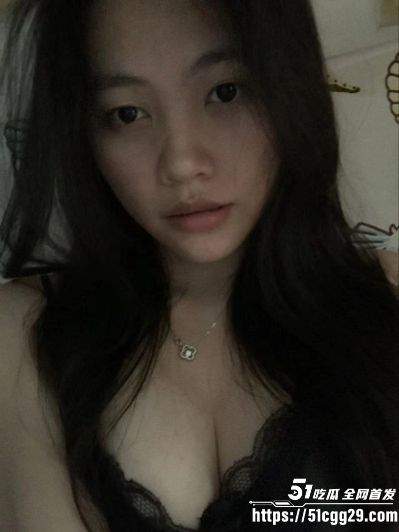 清纯学生妹宿舍自慰被曝光03 清纯学生妹宿舍自慰被曝光03