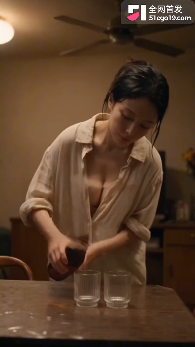AI成人短剧 骨肉亲 第1集 2
