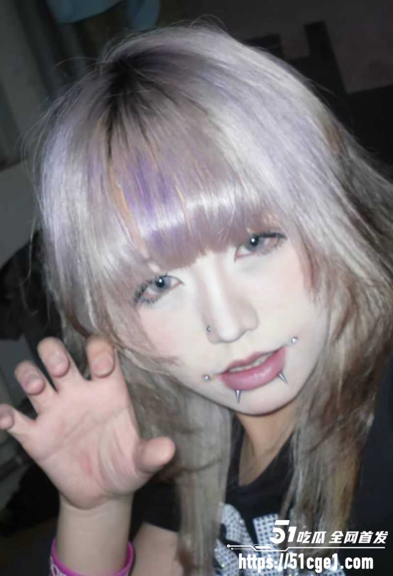 刚成年女孩机械碟被轮奸 5 拷贝 刚成年女孩机械碟被轮奸 5 拷贝