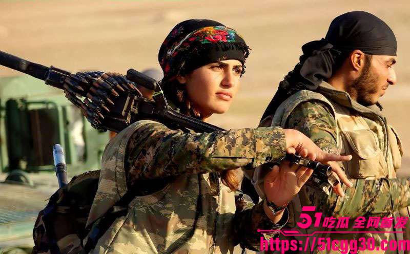ISIS士兵践踏羞辱尸体视频流出 5 ISIS士兵践踏羞辱尸体视频流出 5