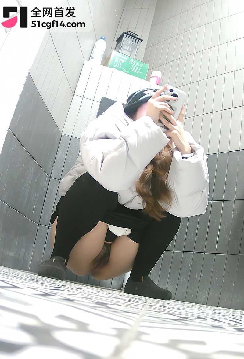 办公楼女卫生间监控偷拍 1 拷贝 办公楼女卫生间监控偷拍 1 拷贝
