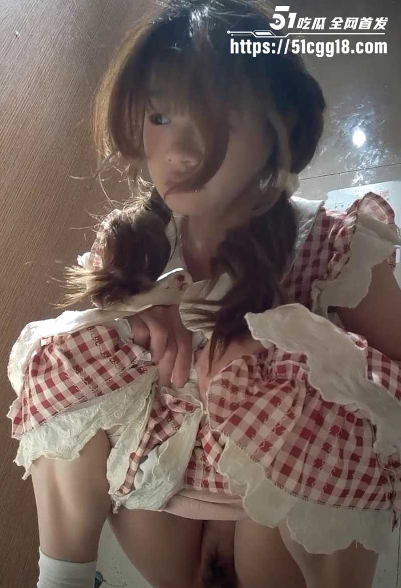 酒吧女厕所高清偷拍视频流出 3 拷贝 酒吧女厕所高清偷拍视频流出 3 拷贝
