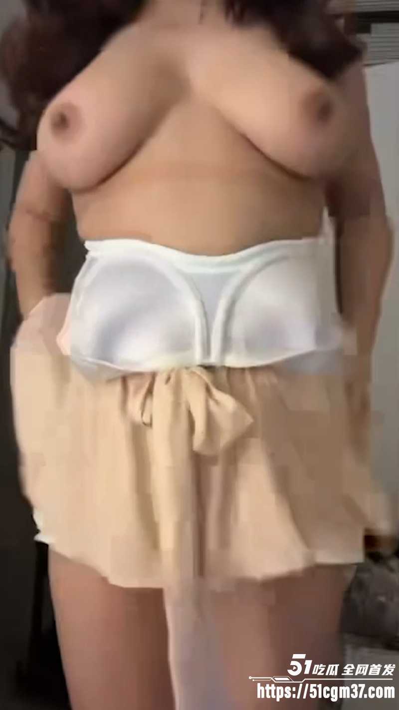 极品大奶小骚货 6 极品大奶小骚货 6