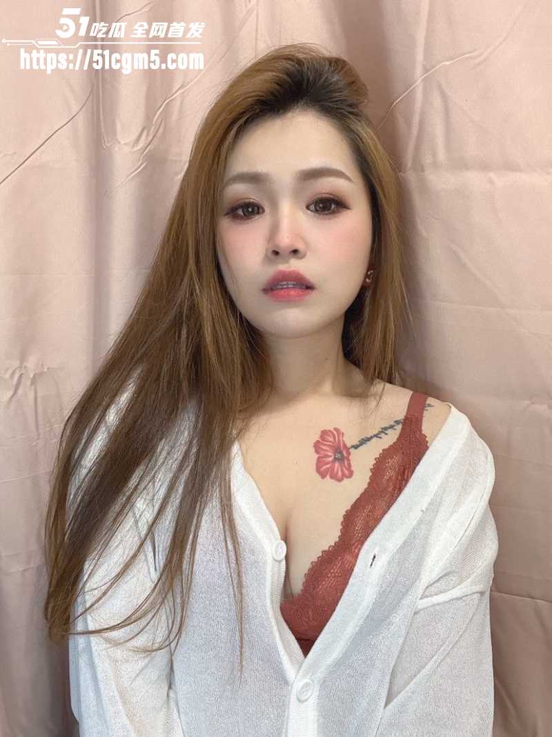 骚货人妻 被调教自拍视频泄密 2 骚货人妻 被调教自拍视频泄密 2