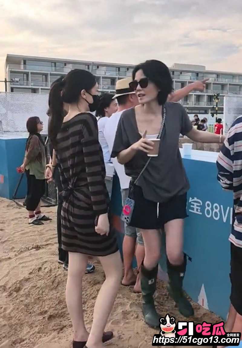 王菲男闺蜜Ryan音乐节性骚扰陈粒029