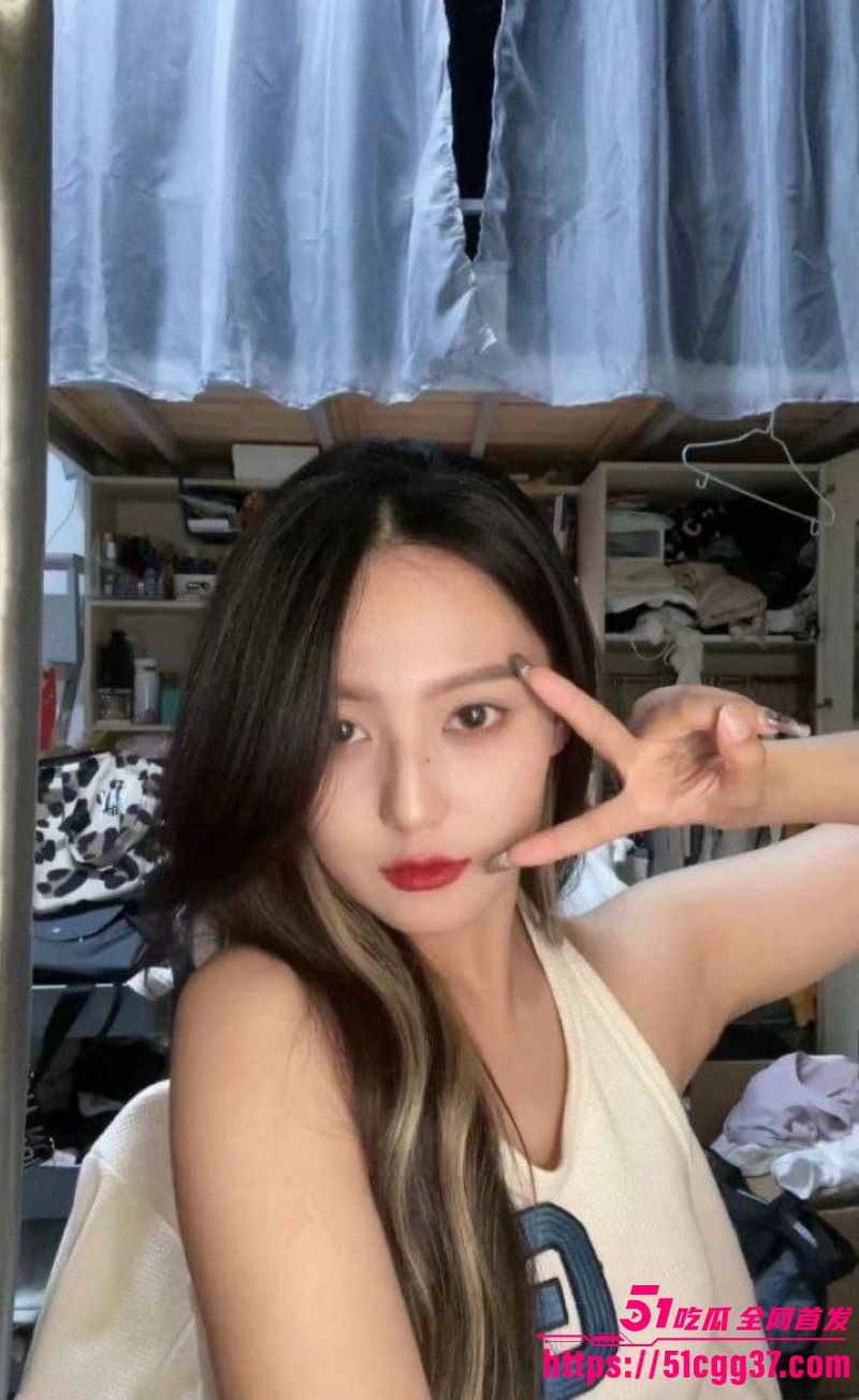 湖南美女大学生璐璐私密视频泄漏 1 湖南美女大学生璐璐私密视频泄漏 1