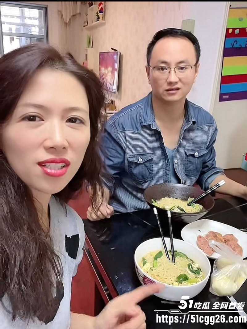 女网红娜姐重生曝光丈夫高飞家暴出轨010 女网红娜姐重生曝光丈夫高飞家暴出轨010