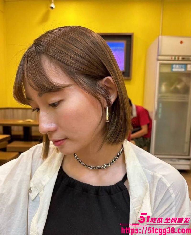 极品短发巨乳奶茶妹工凯欣约炮视频流出 1 极品短发巨乳奶茶妹工凯欣约炮视频流出 1