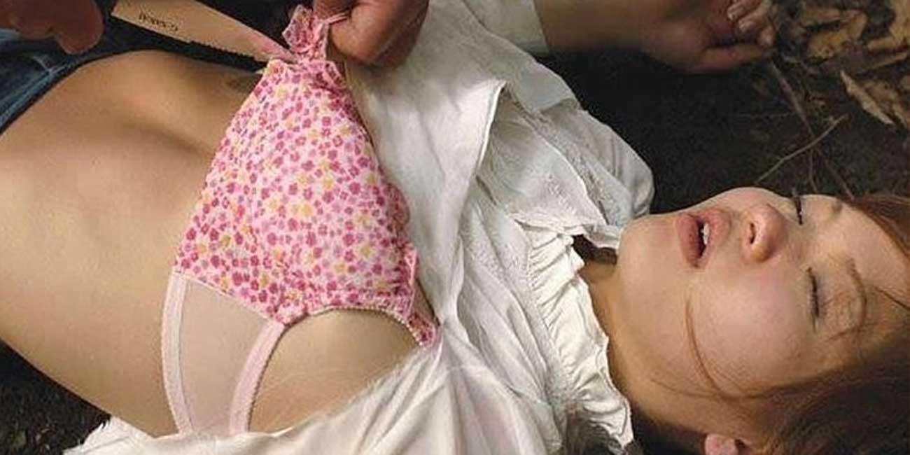 广西南宁武鸣 女子深夜街头被强奸 大声呼救无人应 路人竟忙着拍视频？