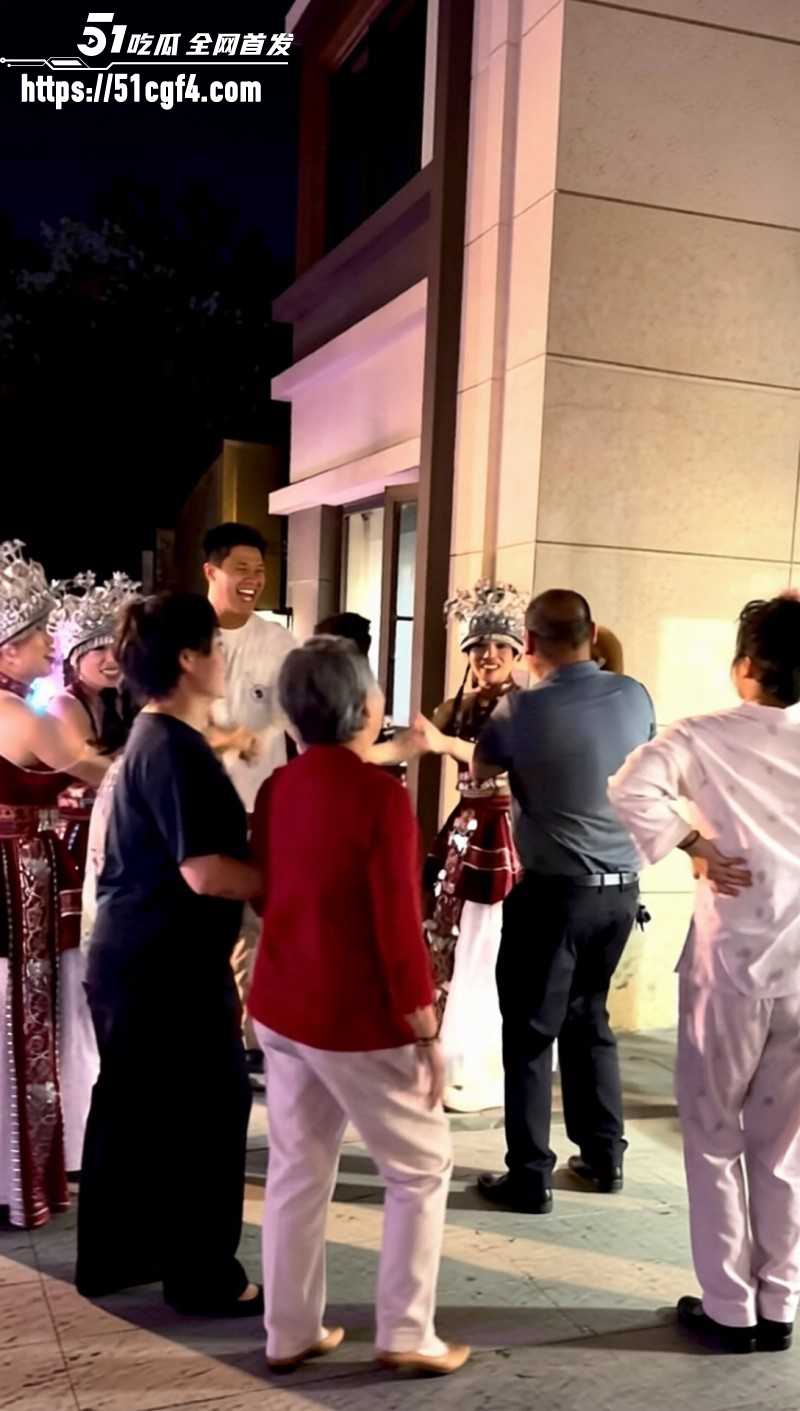 台湾狗仔葛斯齐与女富婆李子恩隐婚015 台湾狗仔葛斯齐与女富婆李子恩隐婚015