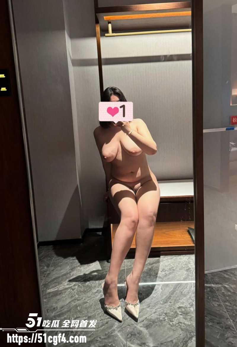 青岛巨乳妹亦寻私拍福利流出 4 拷贝 青岛巨乳妹亦寻私拍福利流出 4 拷贝
