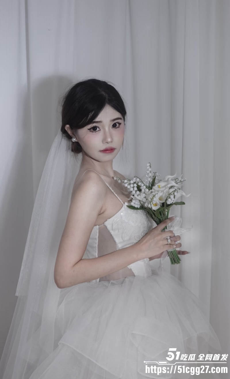 大胸妹妹会喷奶妹妹穿婚纱被暴操02 大胸妹妹会喷奶妹妹穿婚纱被暴操02