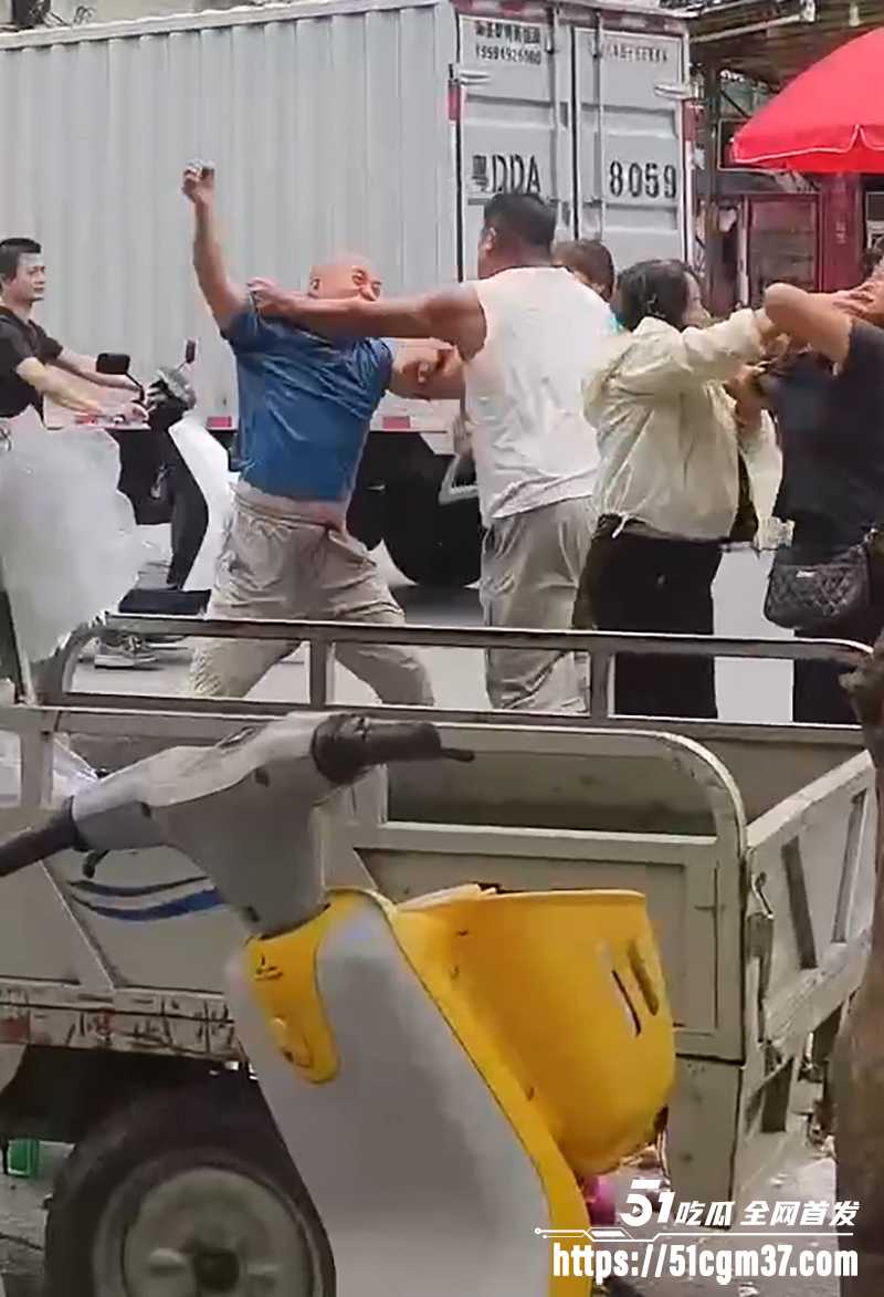 广东汕头卖红薯小商贩杀人 4 拷贝 广东汕头卖红薯小商贩杀人 4 拷贝