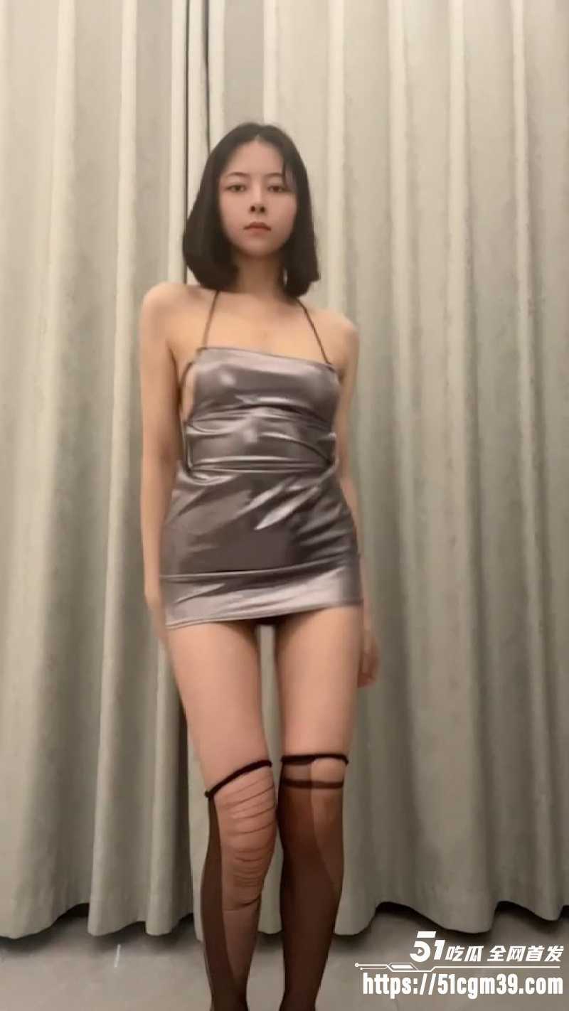 推特福利姬小西西 1 推特福利姬小西西 1