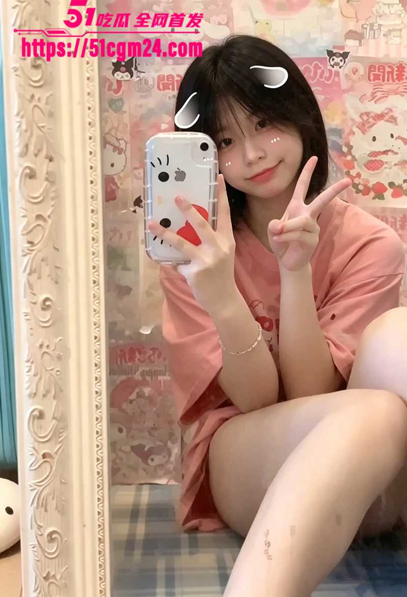 乌萌萌眼镜娘会员专属私拍流出 3 拷贝 乌萌萌眼镜娘会员专属私拍流出 3 拷贝