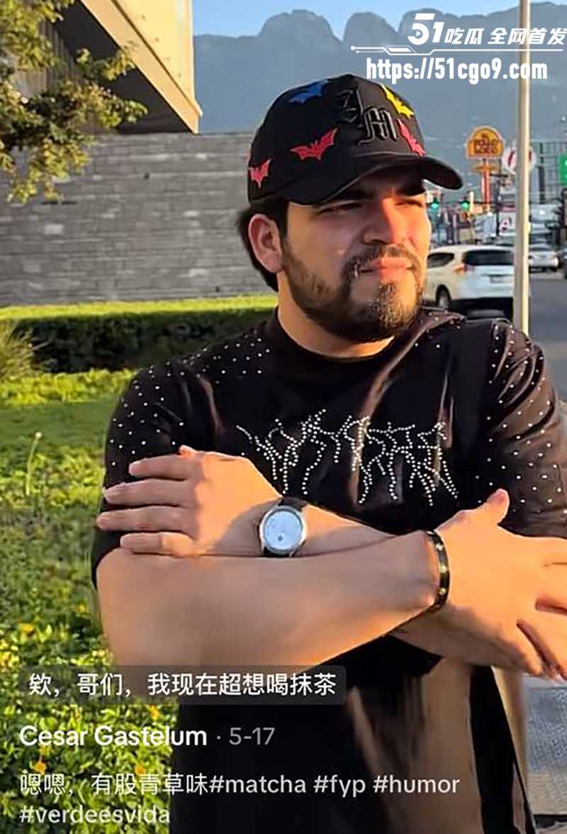墨西哥男网红塞萨尔·加斯特鲁姆直播中遭当街枪杀4拷贝 墨西哥男网红塞萨尔·加斯特鲁姆直播中遭当街枪杀4拷贝