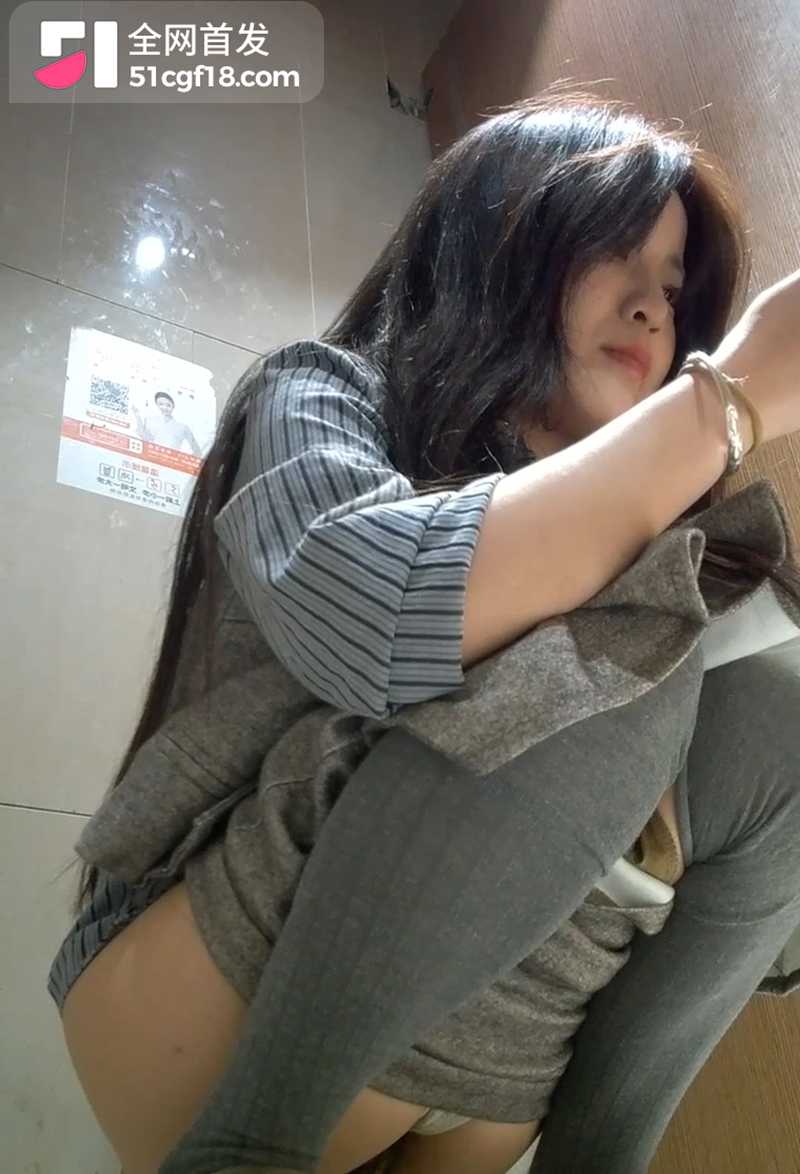 女厕偷拍 7 拷贝 女厕偷拍 7 拷贝