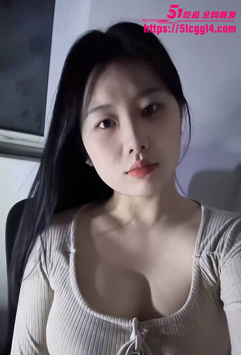 抖音45万粉丝博主董大强露脸露点一对一自慰视频流出5拷贝 抖音45万粉丝博主董大强露脸露点一对一自慰视频流出5拷贝