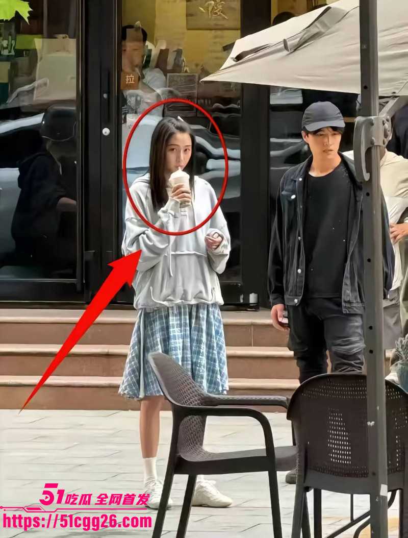 95后小鲜肉王安宇被曝与关晓彤同居011 95后小鲜肉王安宇被曝与关晓彤同居011