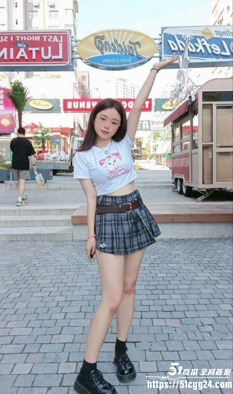 福建大学眼镜妹杨芷语1 福建大学眼镜妹杨芷语1