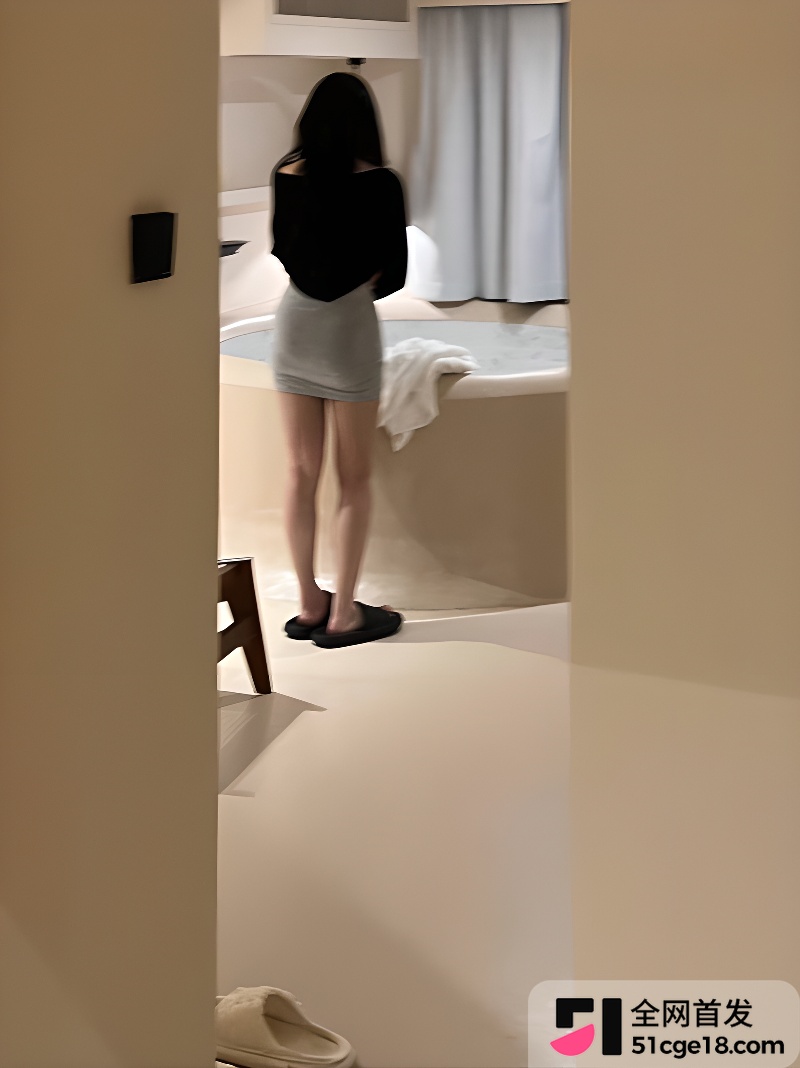 约操大神 巨根征服日记 约炮厦门人妻 3