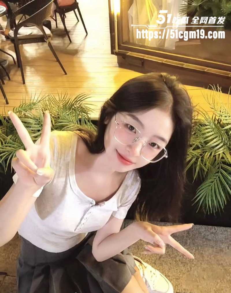 反差婊WL妍黑丝母狗2 反差婊WL妍黑丝母狗2