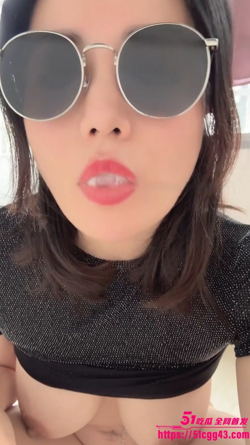 抖音露出女王叶娇娇被粉丝捆绑狂操 6 抖音露出女王叶娇娇被粉丝捆绑狂操 6