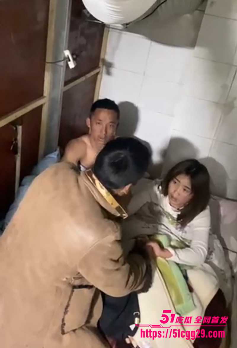 极品淫妻玩偷情 抓奸现场视频流出 6 拷贝 极品淫妻玩偷情 抓奸现场视频流出 6 拷贝