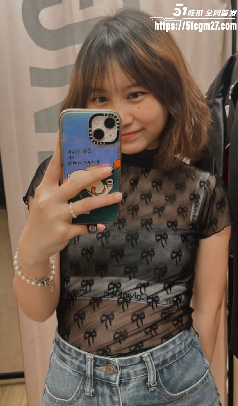 3 3